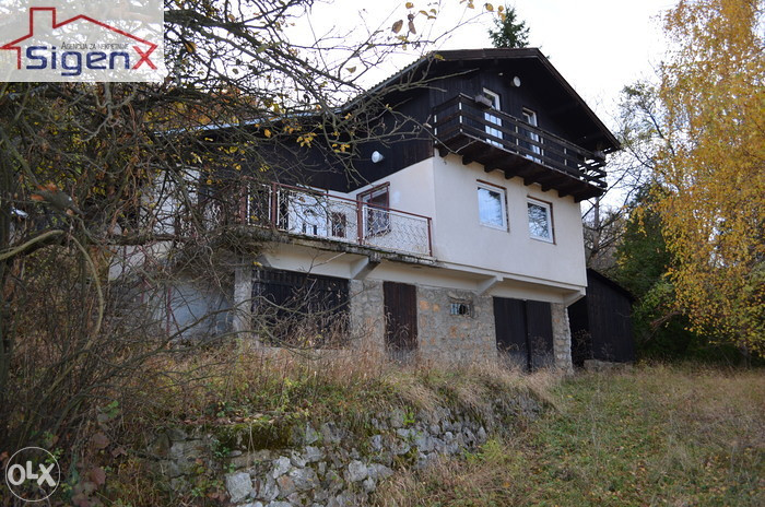 Semizovac, Svrake, cca 120m2, zemljište 2.675m2.