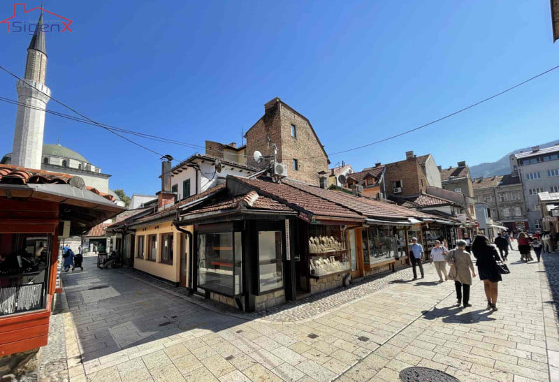 Baščaršija, Kujundžiluk, 100m2, dvije etaže, vlasništvo uredno, 700.000KM.