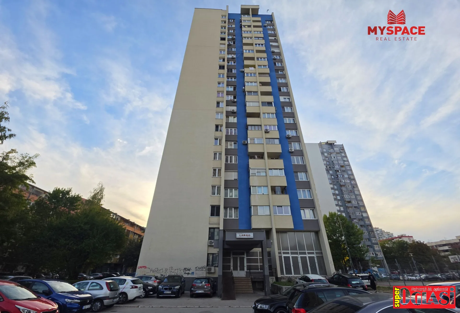 Renoviran i namješten stan Hrasno, 36 m2