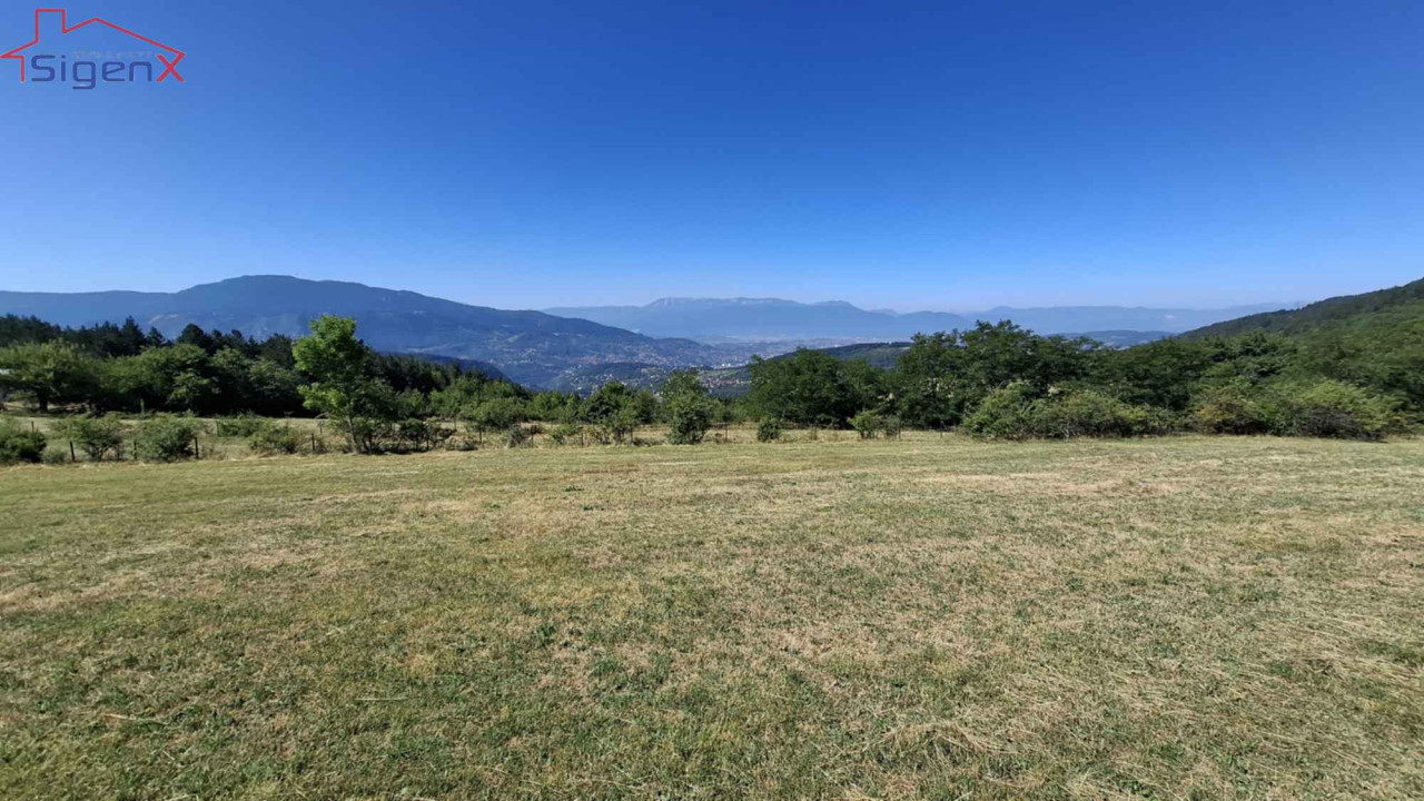 Stari Grad, Gornje Biosko, 16.000m2.