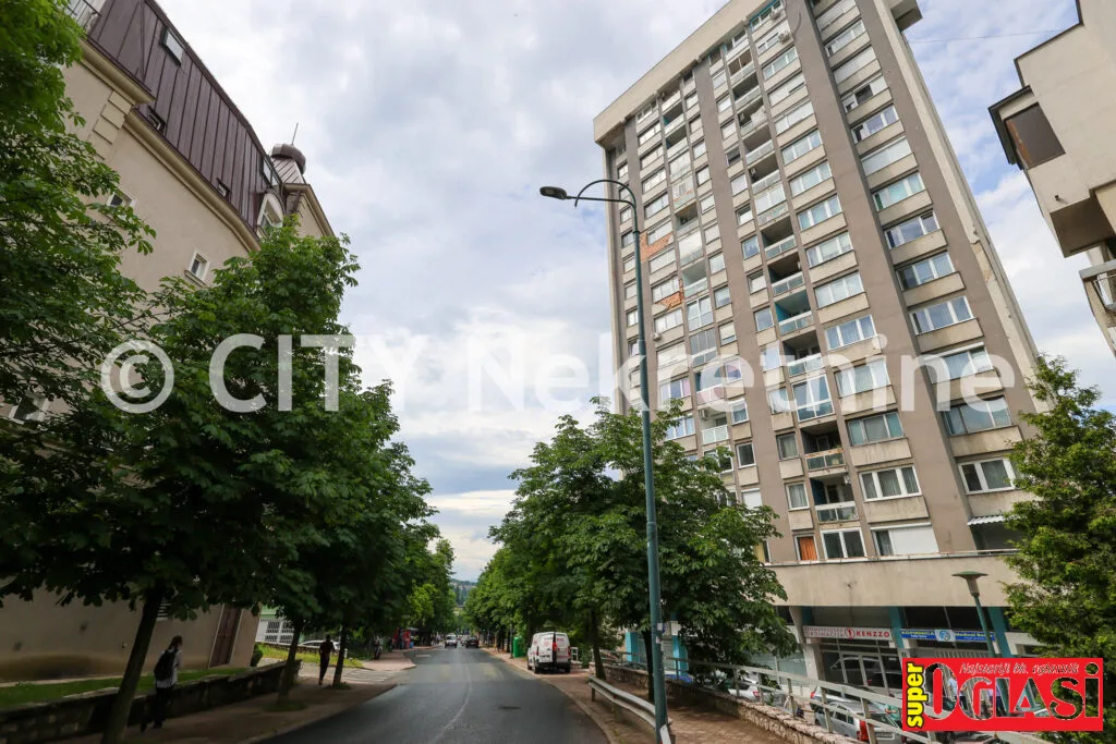 Trosoban namješten stan, Koševo, Bolnička, 78 m²