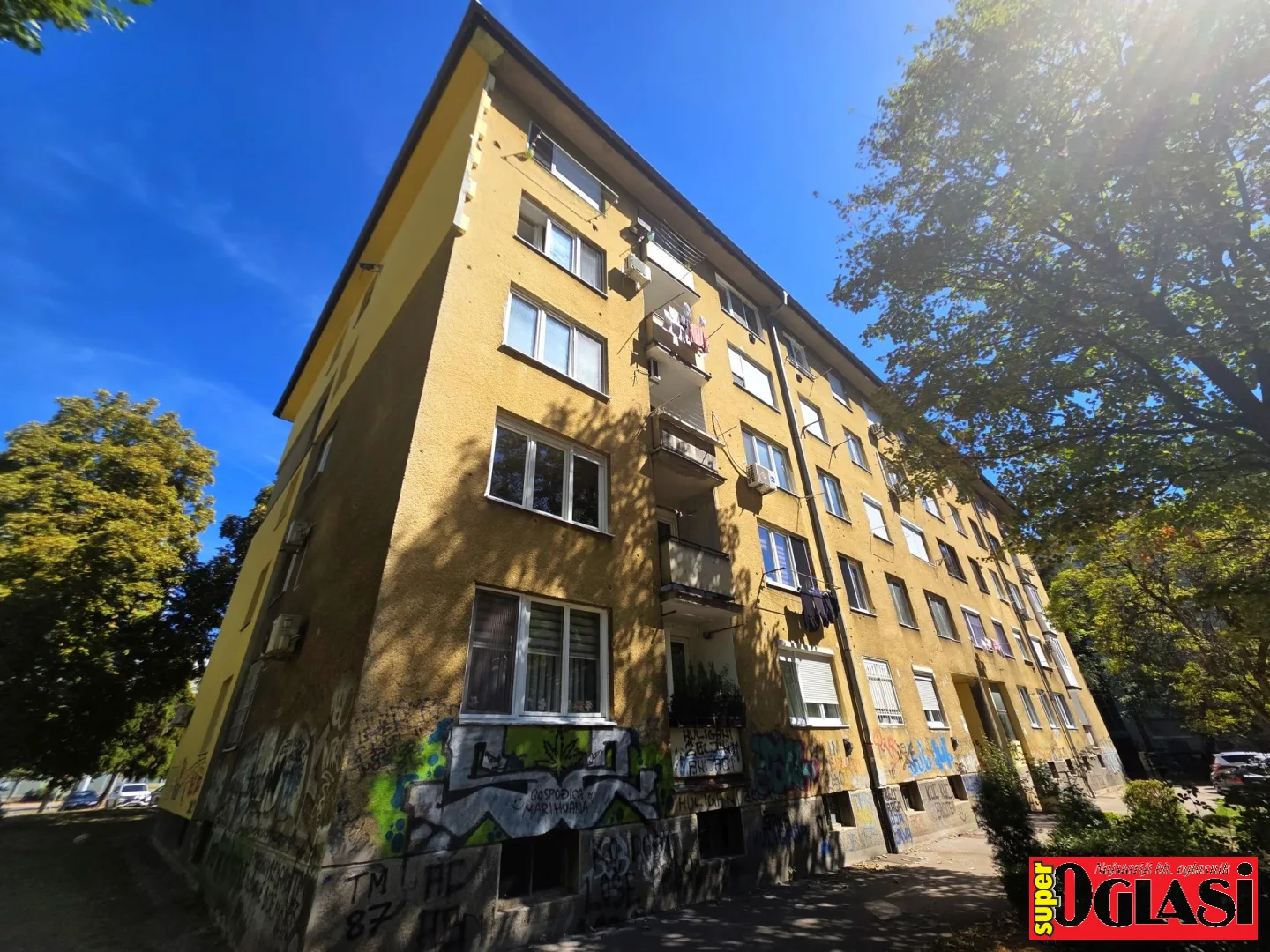 Dvosoban renoviran stan Grbavica, 47 m2