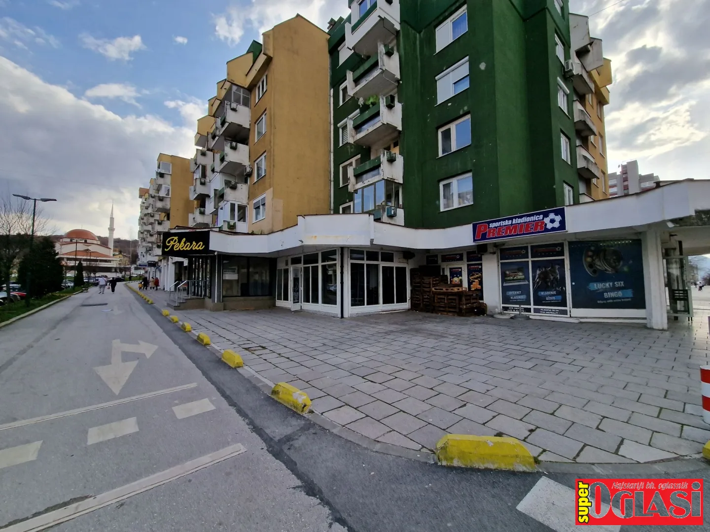 Poslovni prostor Alipašino polje, 53(60) m2
