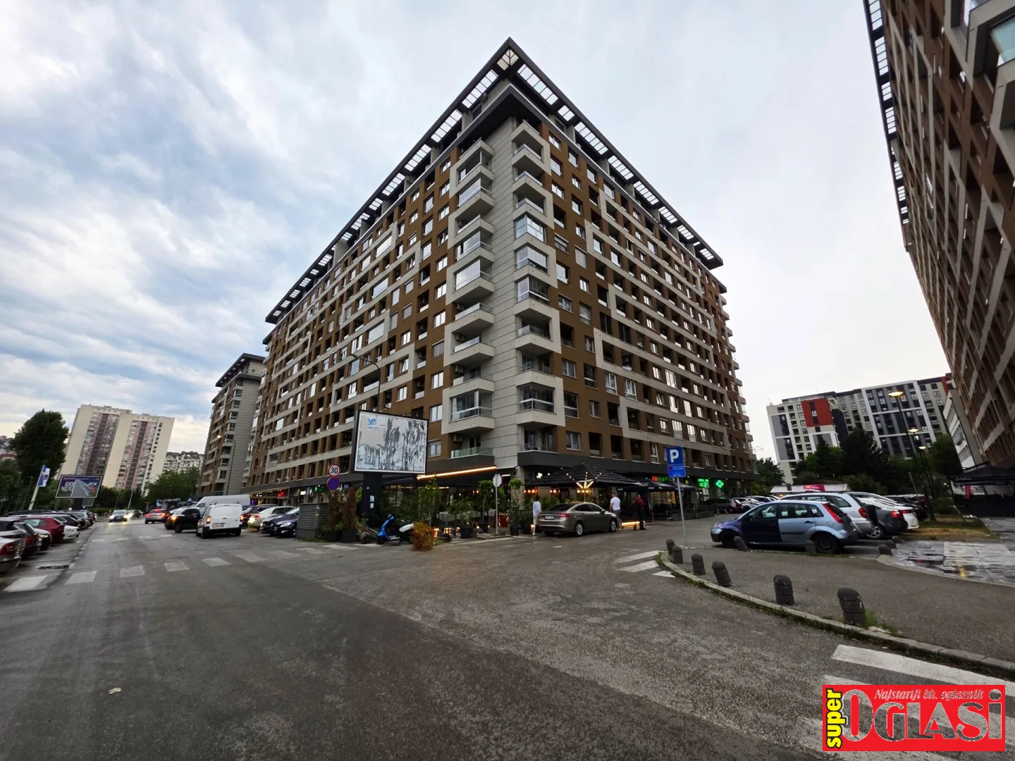 Četverosoban namješten stan sa garažom Nova Otoka, 174 m2