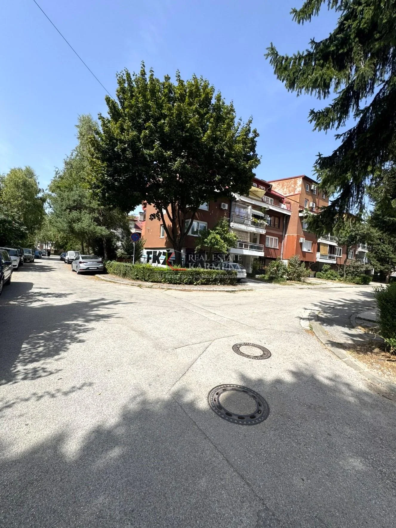 Dobrinja, Nadežde Petrović, 74.43m2, dvoiposoban, II sprat, sa garažom.