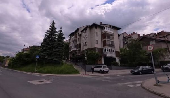 Vraca, Avde Smajlovića, 83m2, četverosoban, prizemlje, etažno plinsko grijanje, PVC stolarija, blinda, 330.000KM.