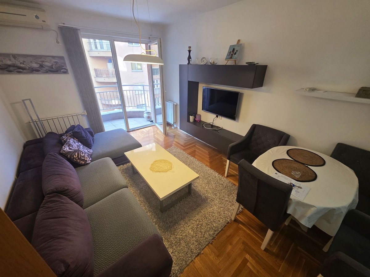 Stup, Stupska, 45m2, dvosoban, IX sprat, novogradnja, centralno grijanje, klima, blinda, 230.000KM.