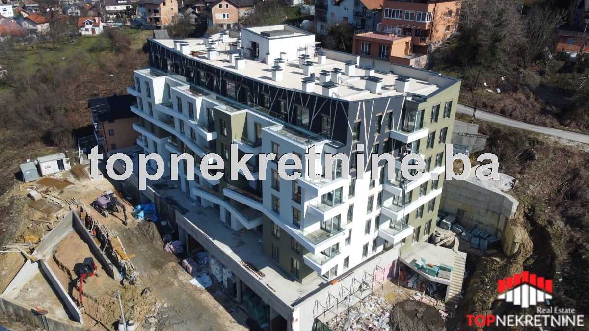 Centar, Midhata Karića Mitketa, 38m2, sa balkonom, novogradnja.
