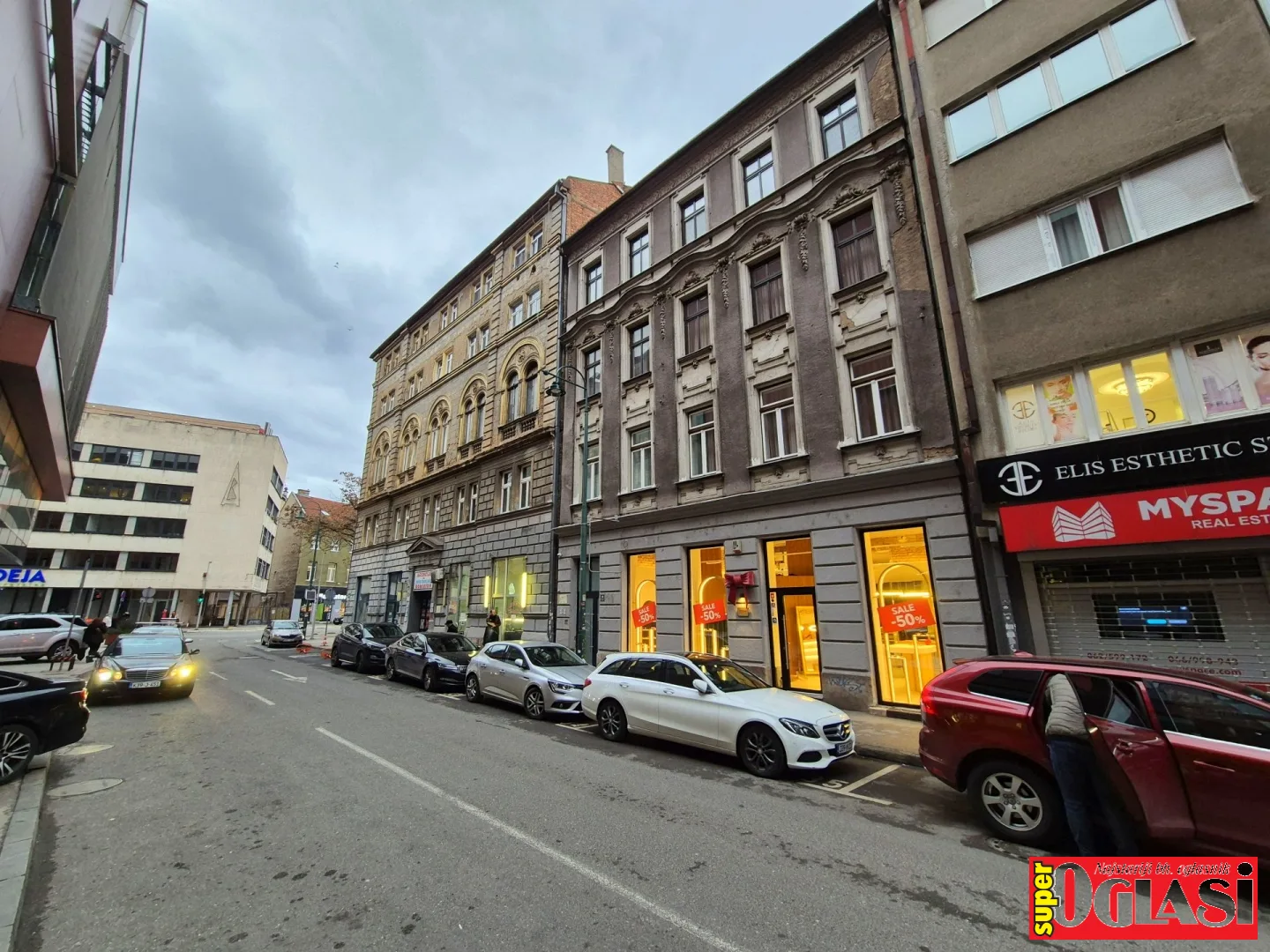 Renoviran poslovni prostor Centar, 51(60) m2