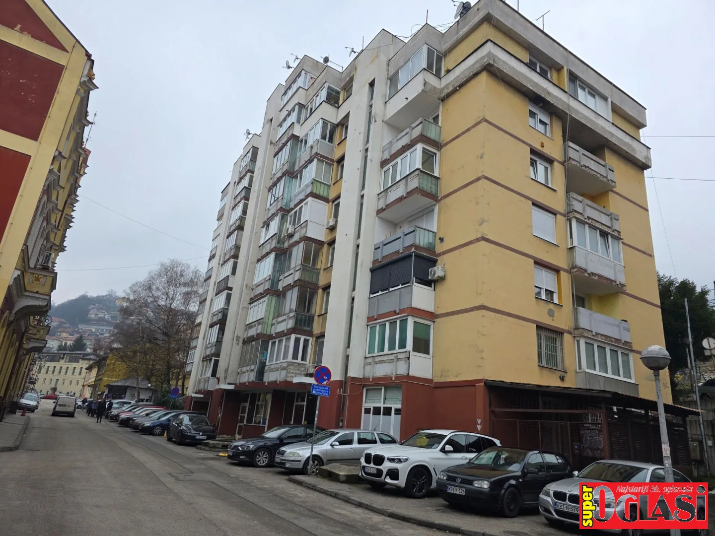 Četverosoban namješten stan Stari Grad, 71(80) m2