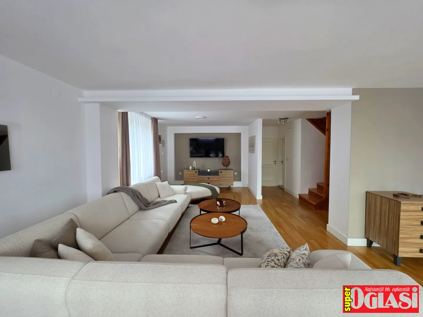 Četverosoban renoviran i namješten stan Kovačići, 150 m2