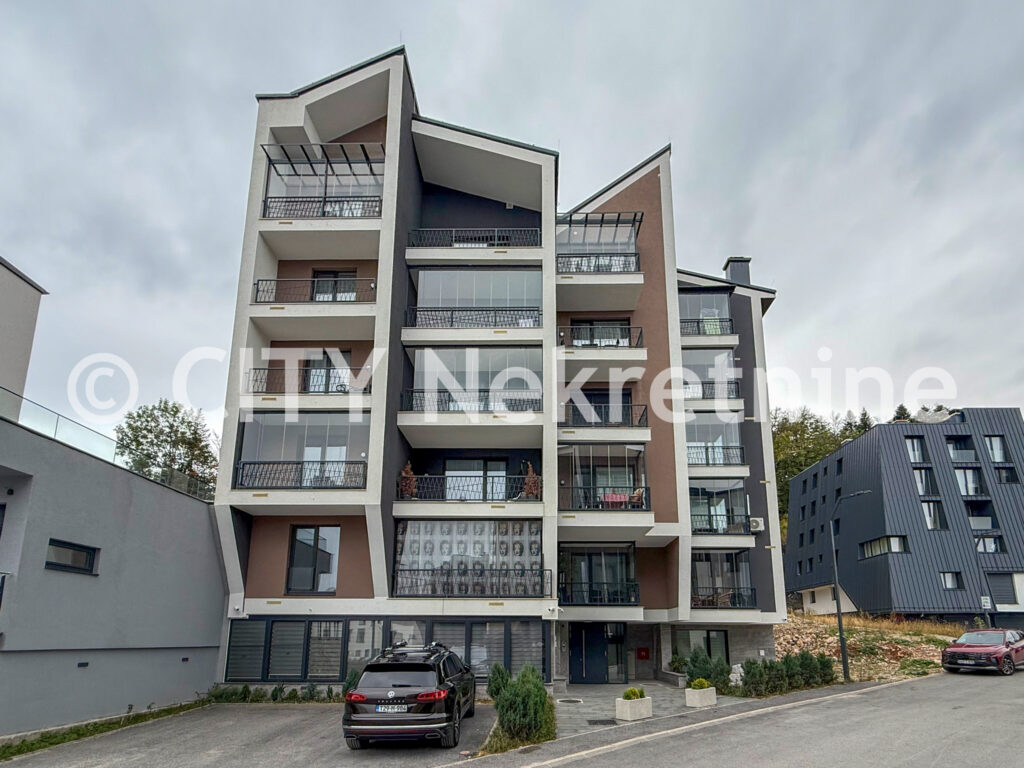 Bjelašnica, Babin do, 53.78m2, dvosoban apartman, II sprat, namješten.