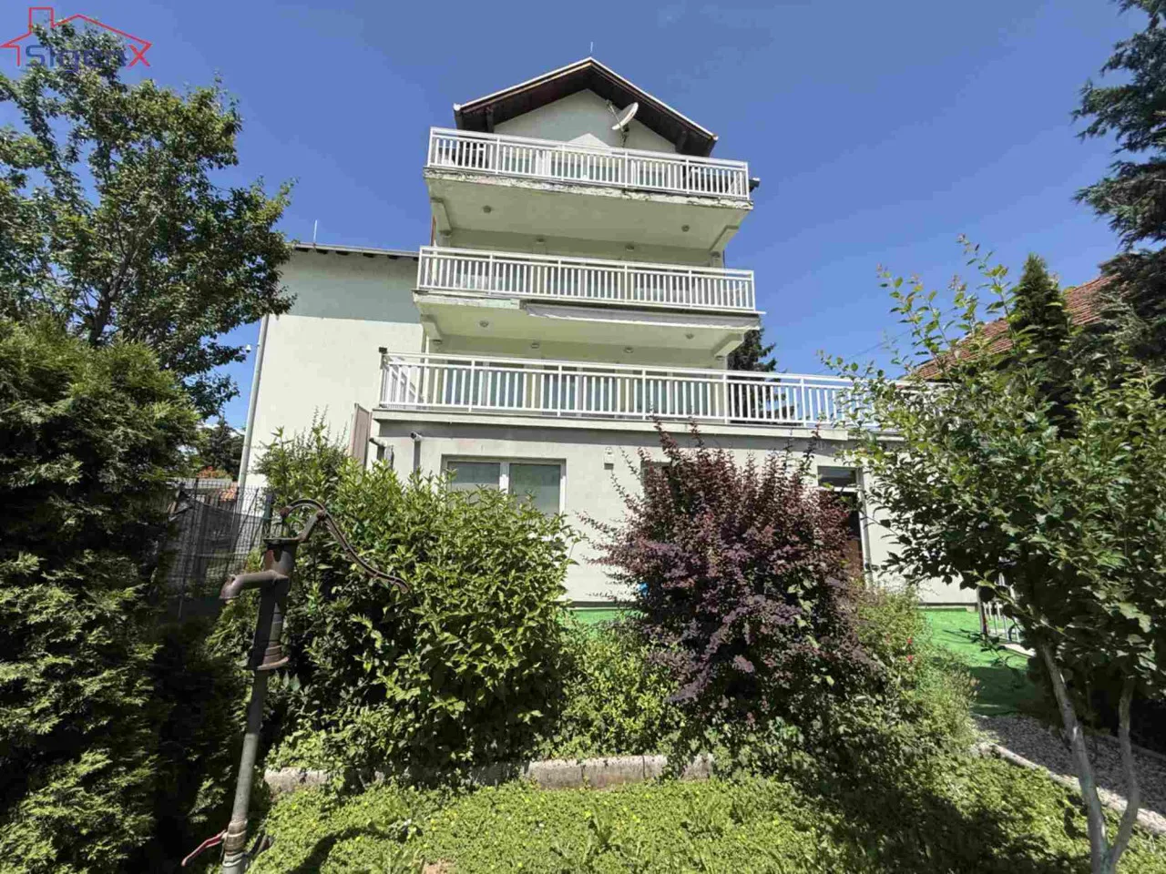 Otes, Fridriha Kacera, 521m2, 3 sprata, okućnica 300m2, poslovni prostor, garaža.