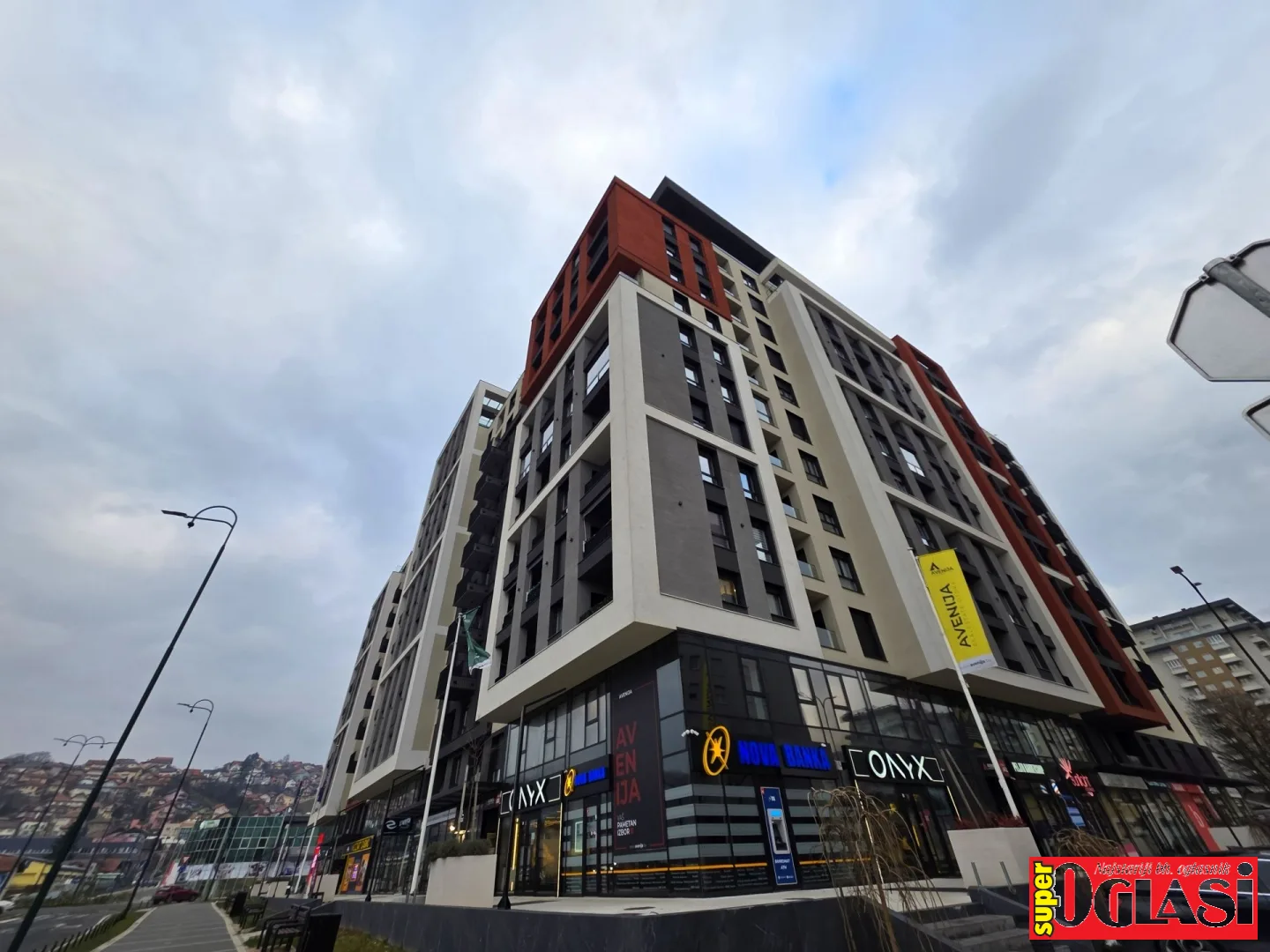 Luksuzan trosoban stan u novogradnji Avenija, 67 m2