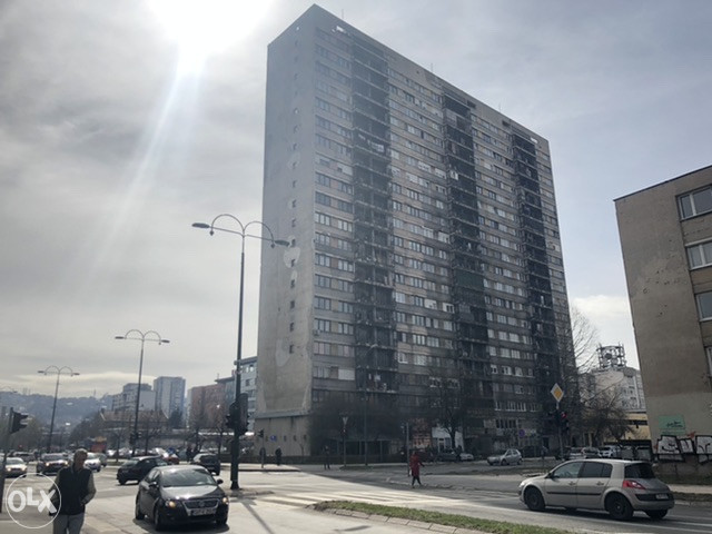 Socijalno, Ložionička, 71m2, trosoban, XII sprat, dva lifta.