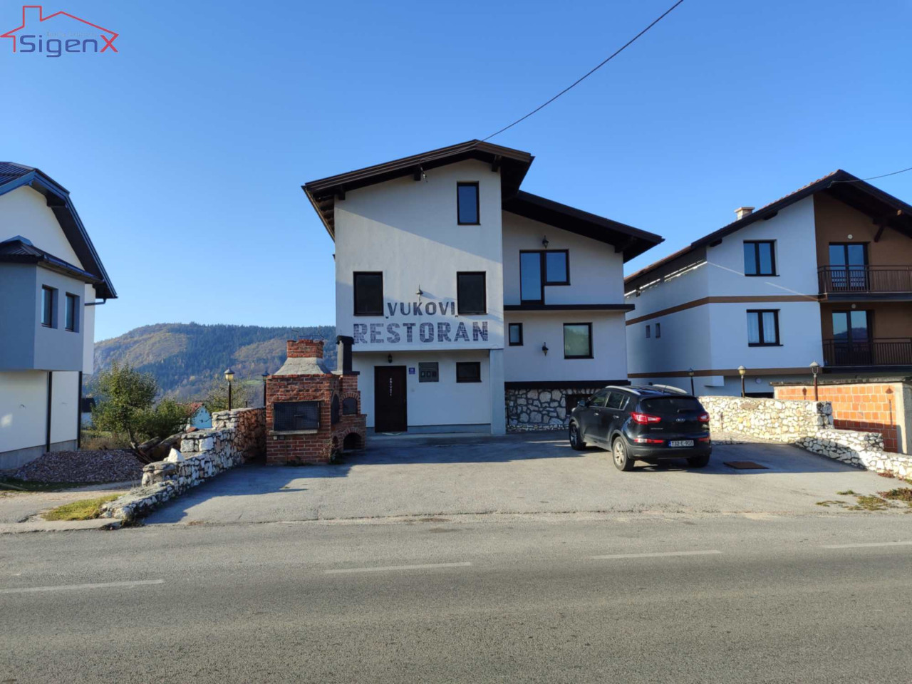 Pale, Luke, Jahorinski potok, cca 300m2, dvorište 635m2.