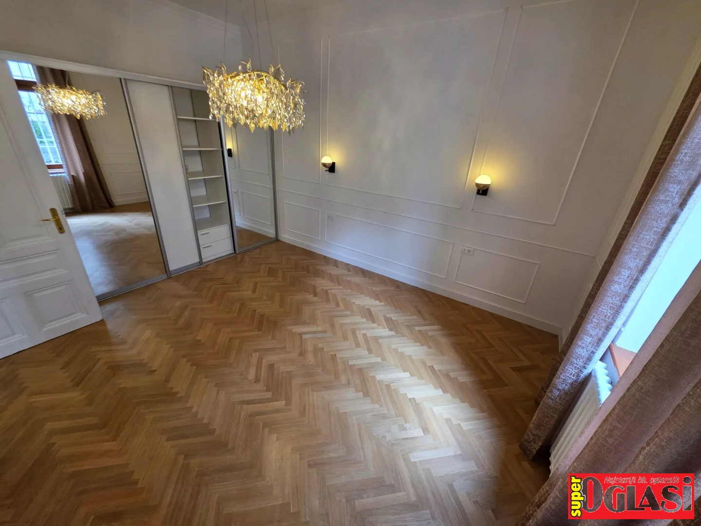 Trosoban renoviran stan Centar, 80 m2