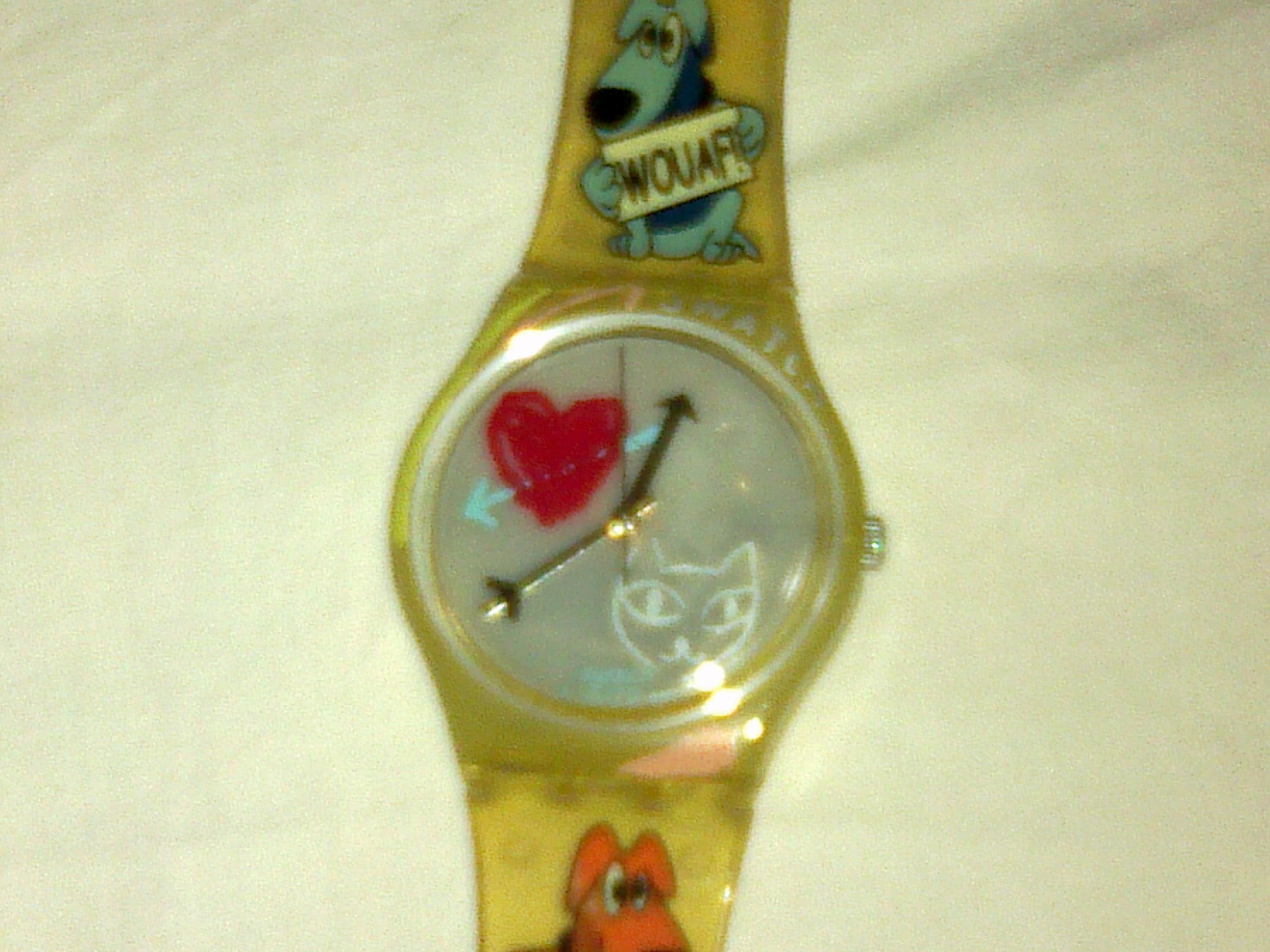 Sat, ženski, original Swatch, plaćen 150KM, očuvan, ispravan, nova baterija, 50KM.