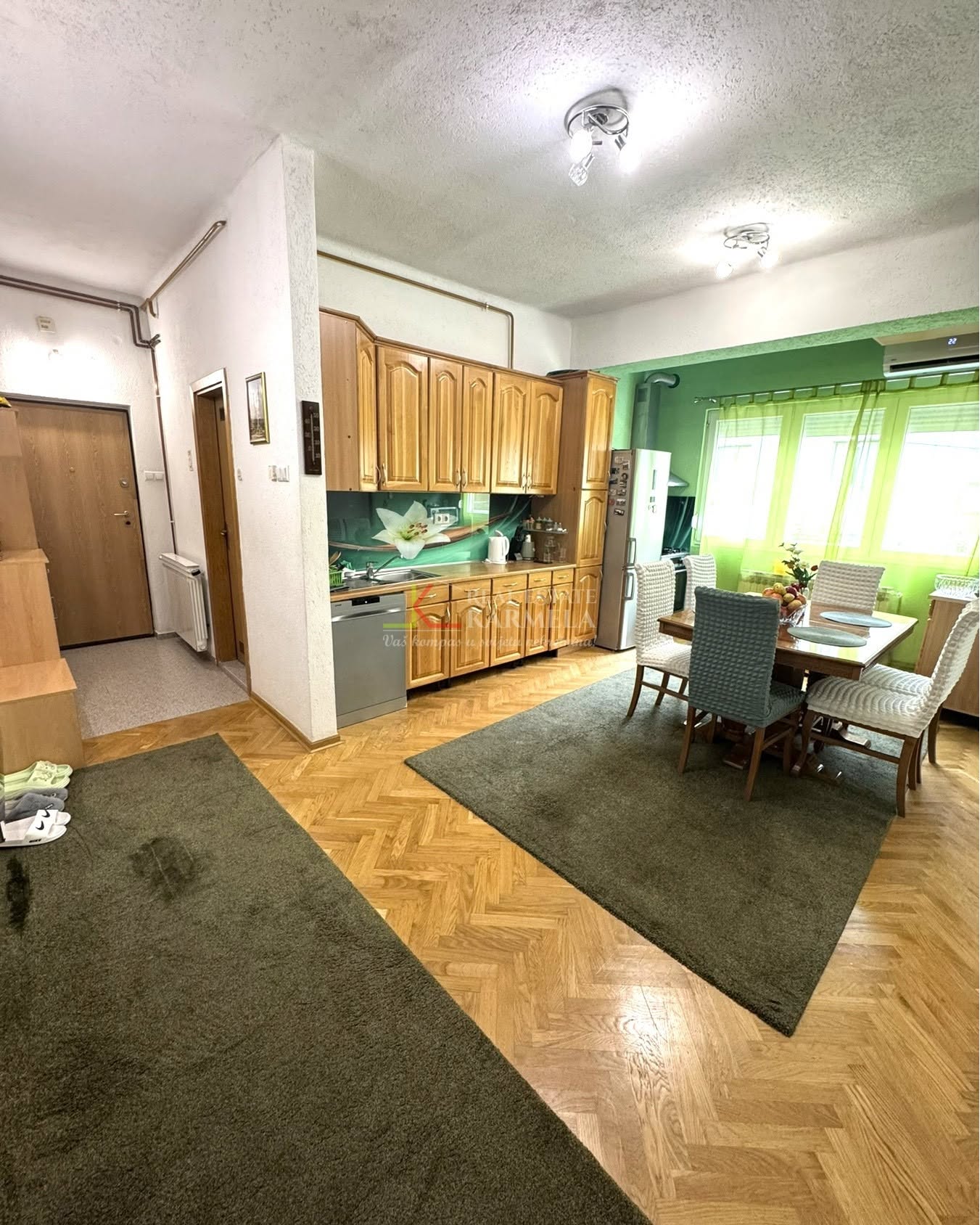 Kovačići, Emerika Bluma, 74m2, trosoban, I sprat, garaža 25m2.