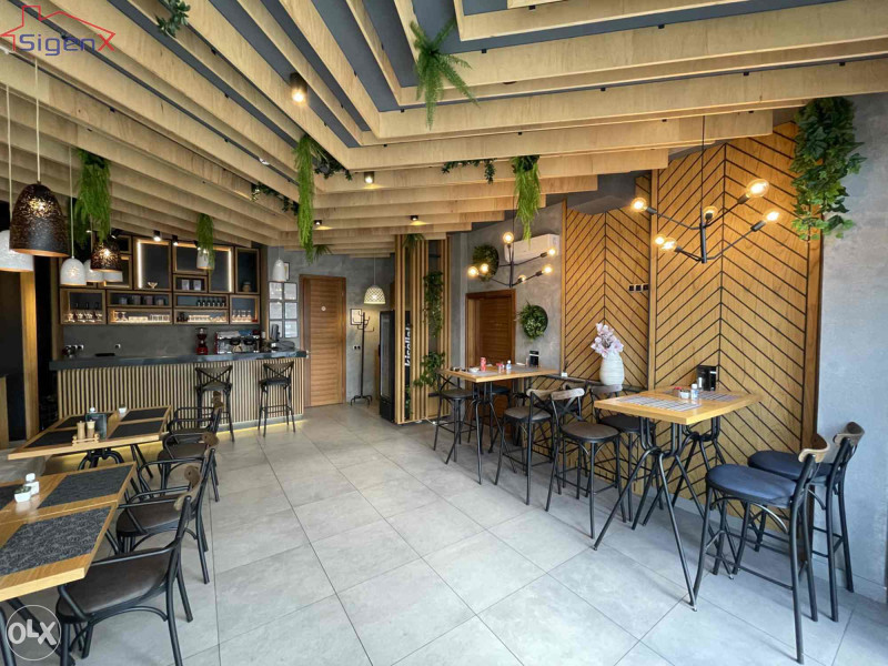 Stup, Bulevar, 80m2, restoran.