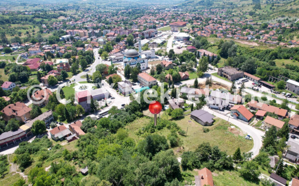 Breza, centar, Maršala Tita, 6.211m2.