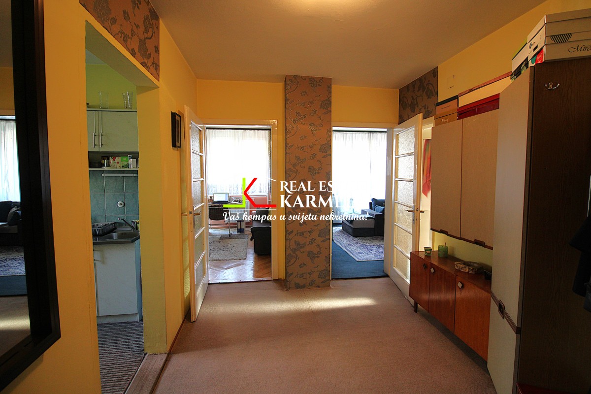 Kovačići, Zagrebačka, 85m2, trosoban, II sprat.