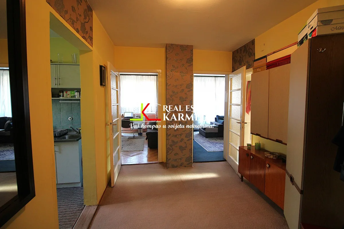 Kovačići, Zagrebačka, 85m2, trosoban, II sprat.