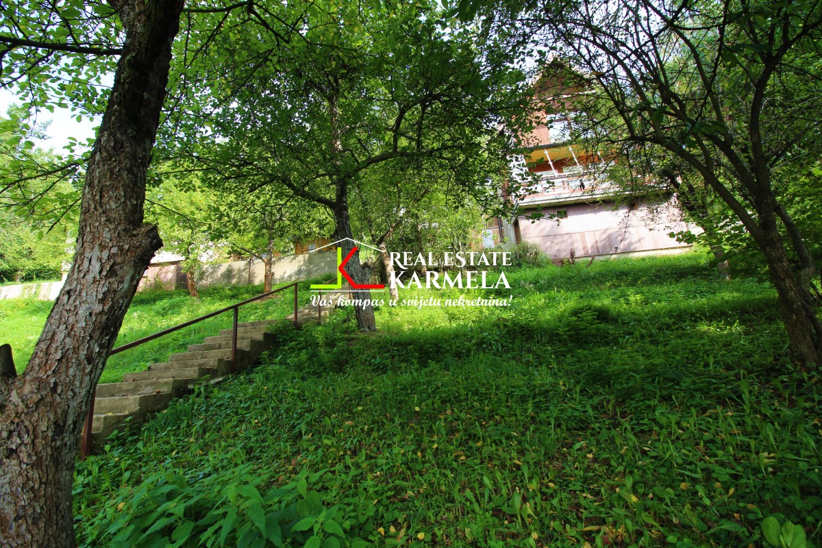 Hadžići, Ramići, okućnica 2.108m2.