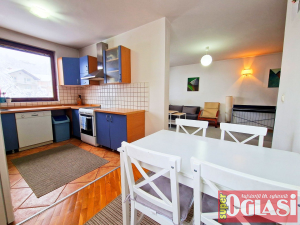 Vraca, Avde Smajlovića, 73m2, trosoban, IV sprat, balkon, etažno plinsko grijanje, blinda vrata, 278.000KM.