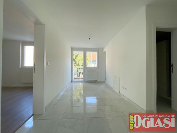Otes, Fadila Hadžića, 60m2, dvosoban, I sprat, renoviran, etažno plinsko grijanje, blinda vrata, podrum, 211.000KM.