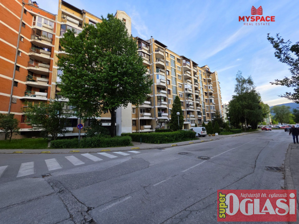 Dobrinja, Trg grada Prato, 47m2, dvosoban, III sprat, namješten, centralno gradsko grijanje, 289.000KM.
