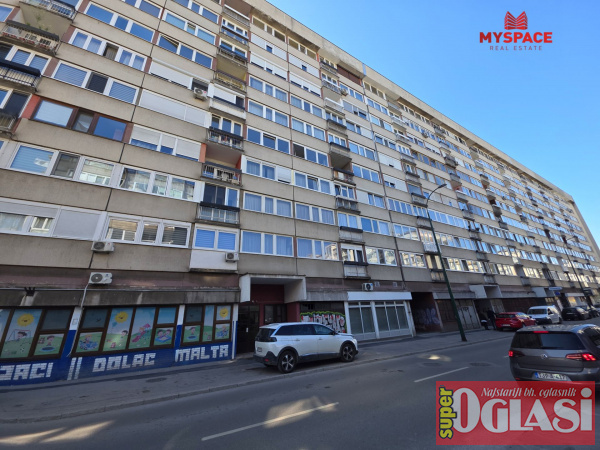 Dolac Malta, Envera Šehovića, 43m2, jednosoban, IV sprat, lift, PVC stolarija, centralno gradsko grijanje, 239.000KM.