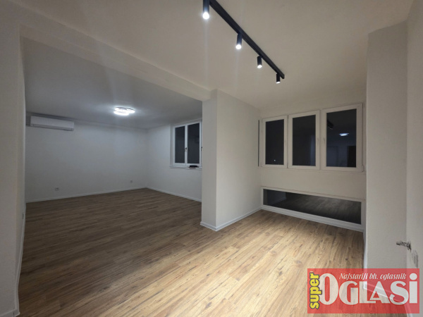 Hrasnica, Ejuba Sarajkića, 65m2, troiposoban, VII sprat, lift, grijanje na struju, renoviran, 260.000KM.