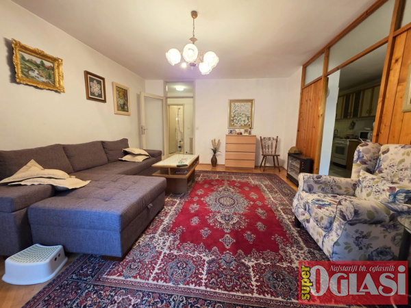 Kovačići, Trnovska, 78m2, trosoban, I sprat, lift, balkon, PVC vanjska stolarija, centralno gradsko grijanje, 483.600KM.