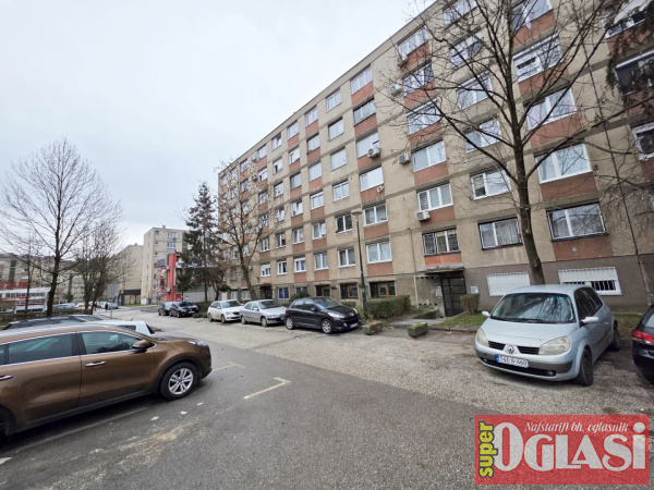Čengić Vila, Gradačačka, 52m2, V sprat, balkon, centralno gradsko grijanje, 257.500KM.